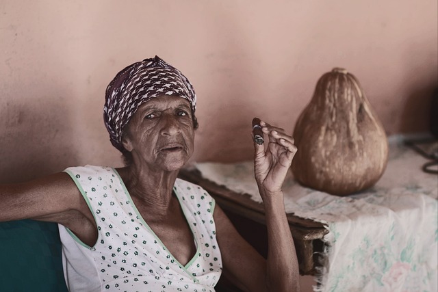 elderly-person-640x480-40074067.jpeg
