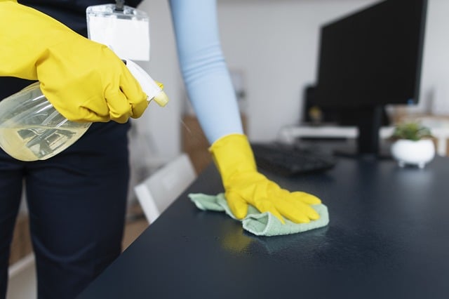 house-cleaning-640x480-43872803.jpeg