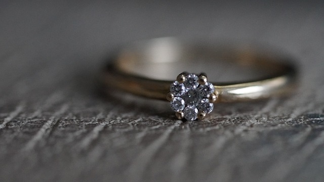 engagement-ring-640x480-48696963.jpeg