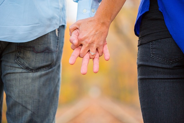 engagement-ring-640x480-76071199.jpeg