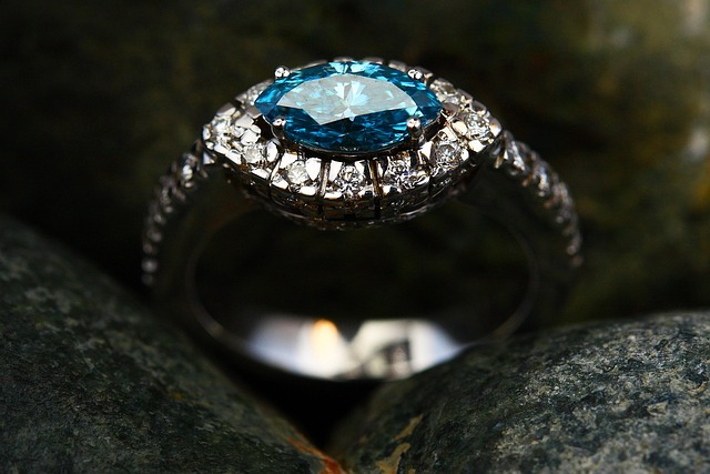 diamond-ringwedding-ring-engagement-ring-640x480-30453424.jpeg