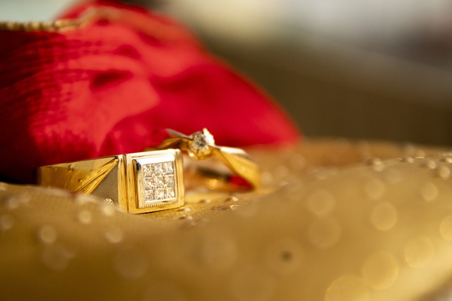 engagement-ring-640x480-53817499.jpeg