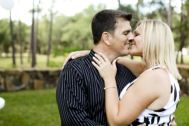 engagement-ring-640x480-56092159.jpeg