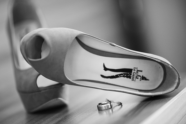 engagement-ring-640x480-61718299.jpeg