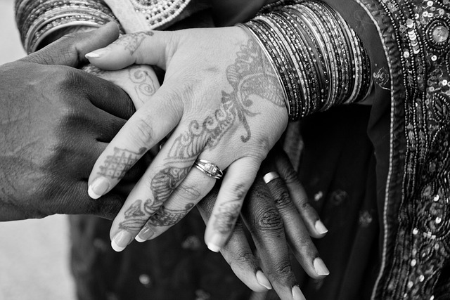 wedding-ring-640x480-32061051.jpeg
