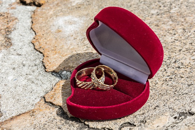 wedding ring