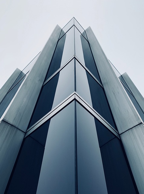 business-640x480-57845648.jpeg